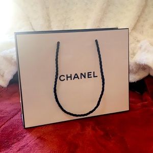 Chanel shopping bag